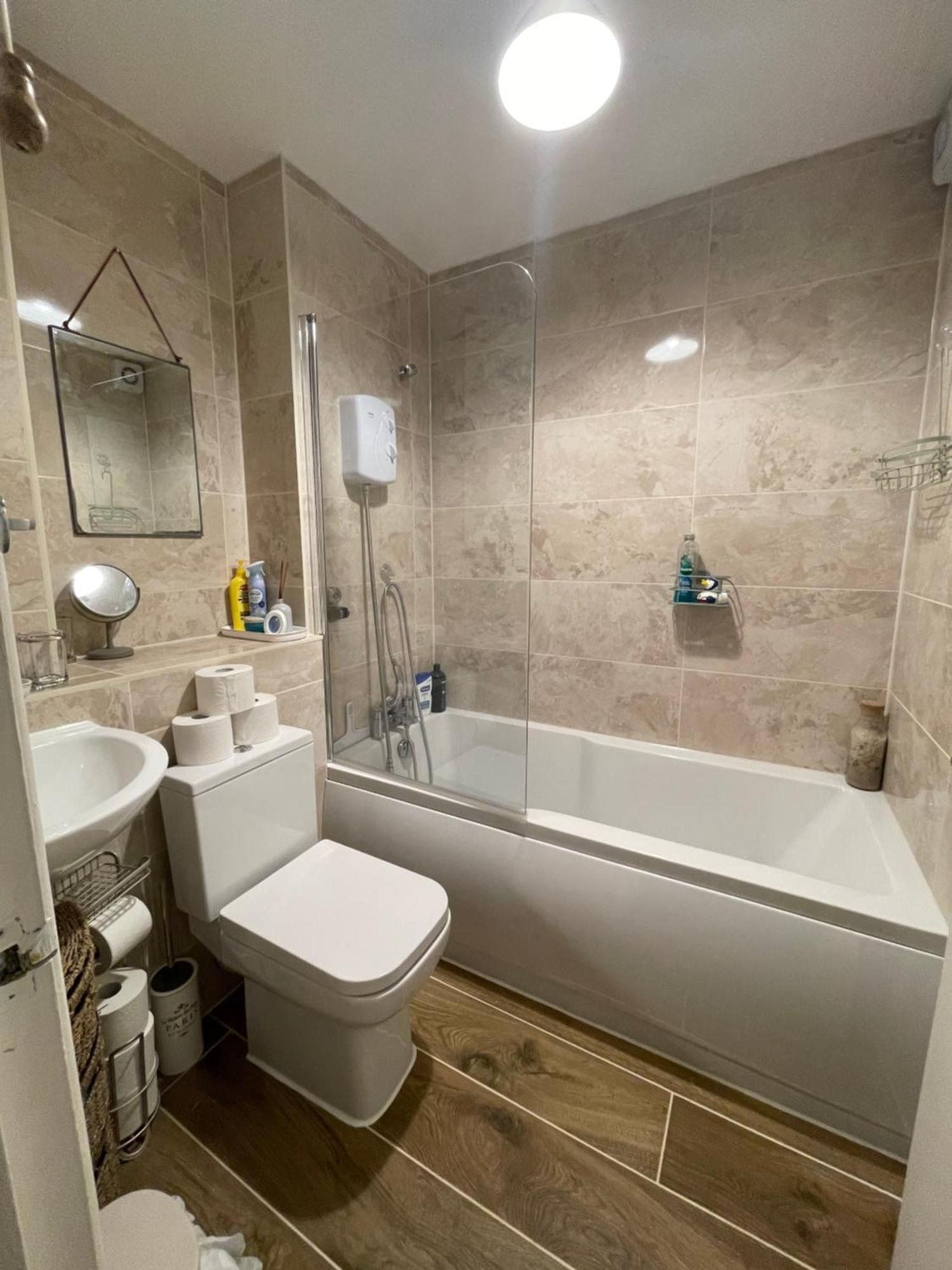 Apartment Grundy House Uxbridge