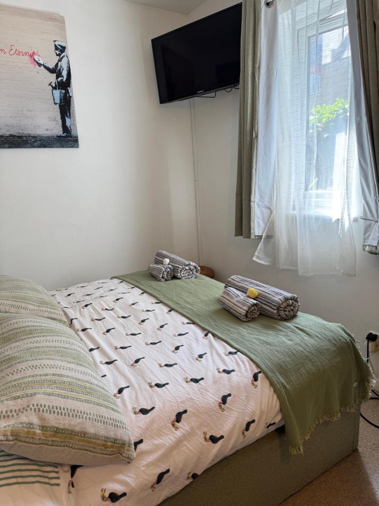 Grundy House Apartment Uxbridge